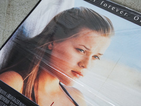 《致命的危機》(Fear) 大堂劇照